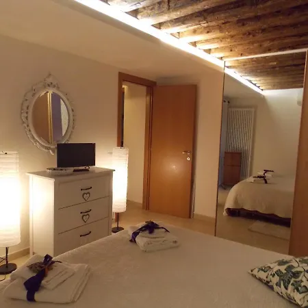 La Casa Di Sonia Lägenhet *